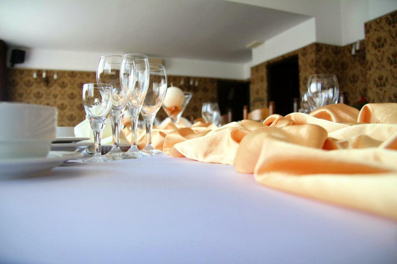 Hotel Ratuszowy Włocławek Екстериор снимка
